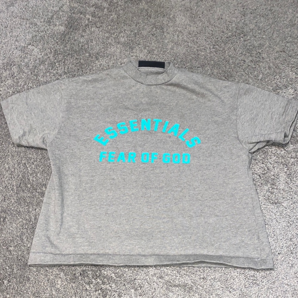 Essentials tee - Picture 1 of 4